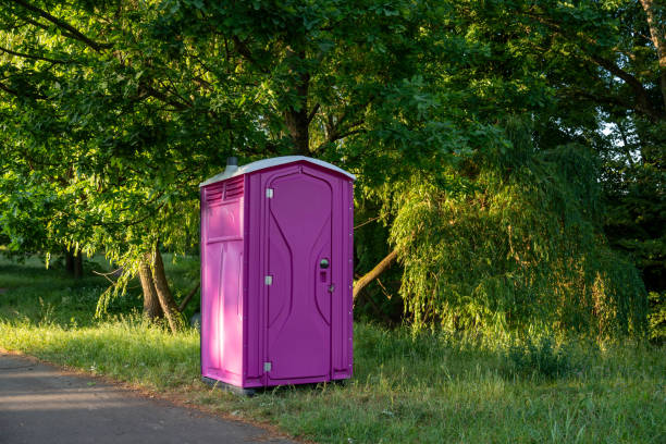 Best Porta potty rental near me  in Tiffin, IA
